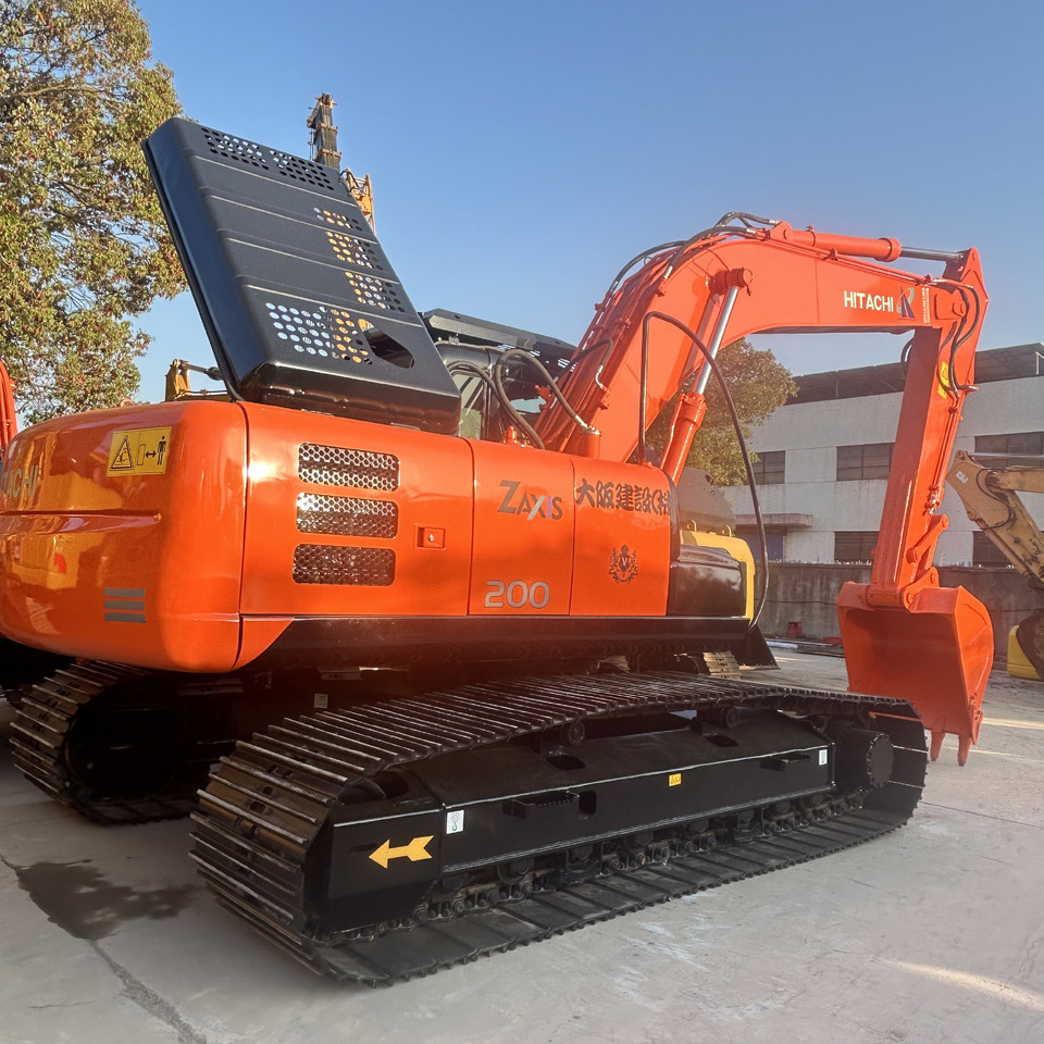Hitachi ZX200-3 Excavator - Pelle sur chenille: photos 1 Hitachi ZX200-3 Excavator - Pelle sur chenille: photos 1
