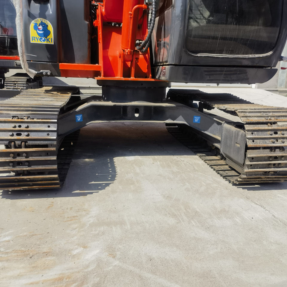 Pelle sur chenille Hitachi ZX60 Excavator: photos 6 Pelle sur chenille Hitachi ZX60 Excavator: photos 6