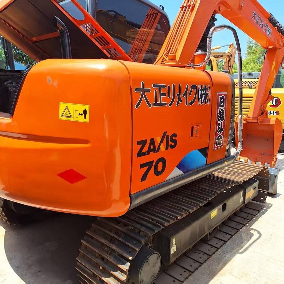 Hitachi ZX70 Excavator - Pelle sur chenille: photos 3 Hitachi ZX70 Excavator - Pelle sur chenille: photos 3