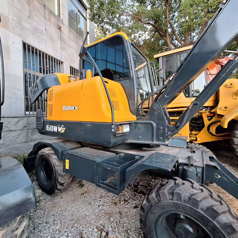 Hyundai 60wvs excavator - Pelle sur pneus: photos 2 Hyundai 60wvs excavator - Pelle sur pneus: photos 2