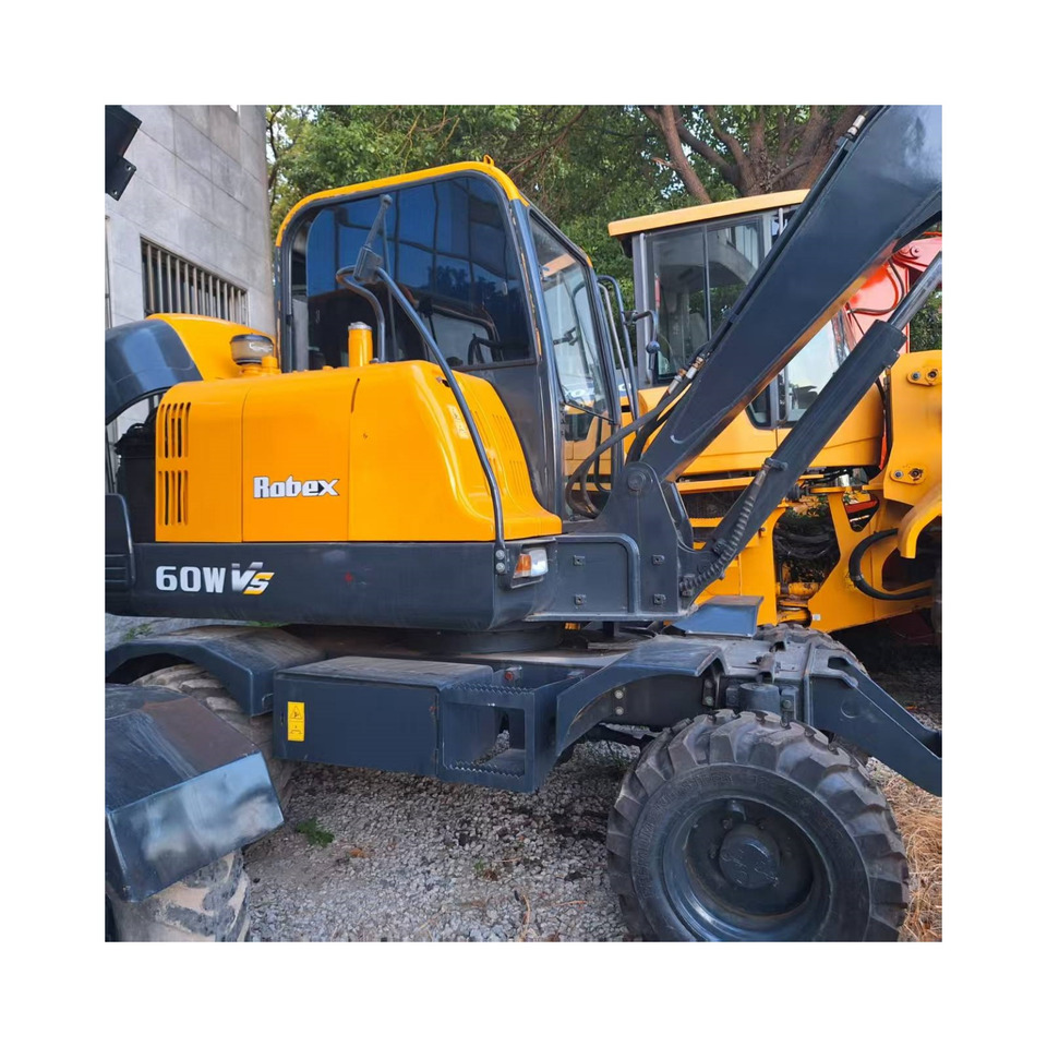Hyundai 60wvs excavator - Pelle sur pneus: photos 1 Hyundai 60wvs excavator - Pelle sur pneus: photos 1
