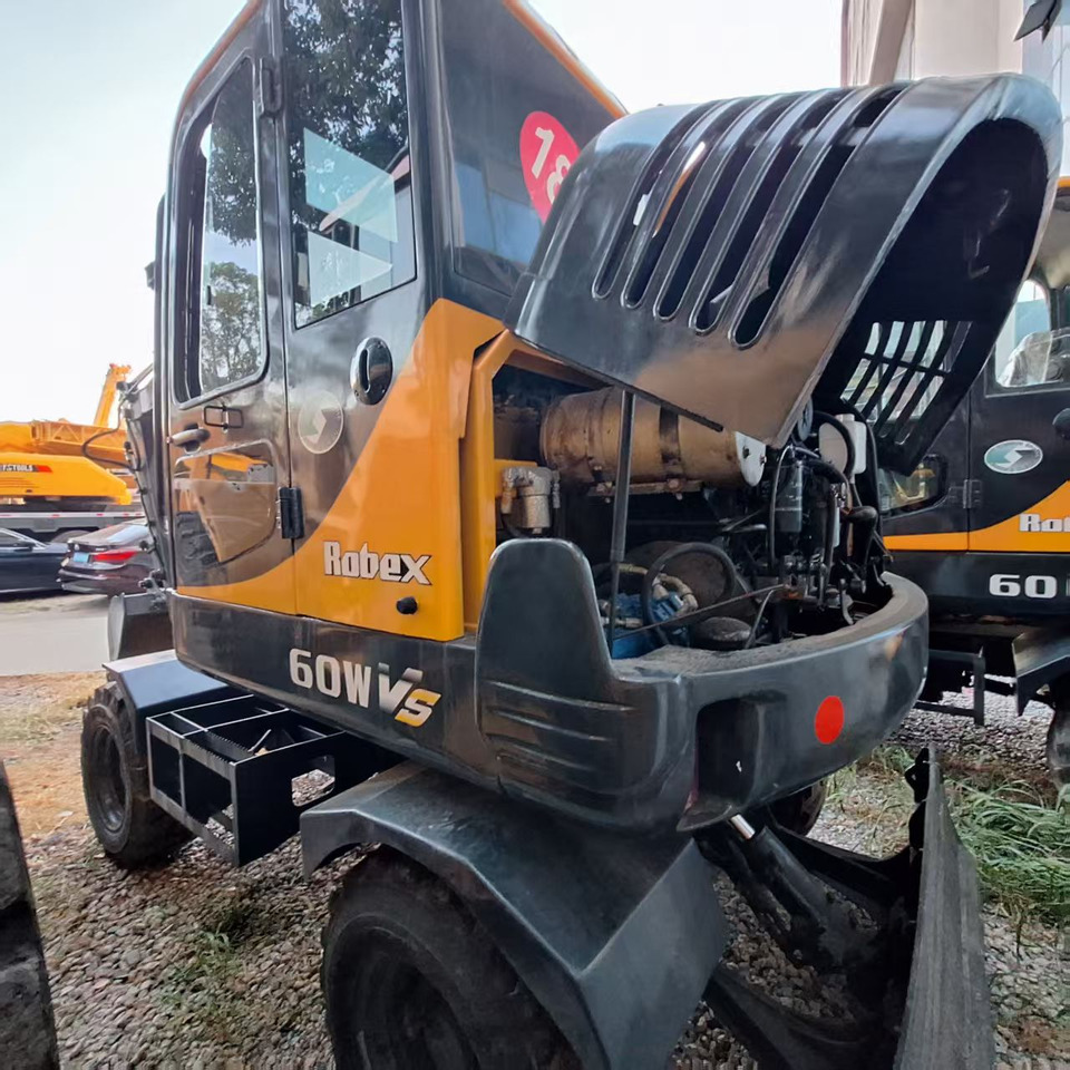 Hyundai 60wvs excavator - Pelle sur pneus: photos 2 Hyundai 60wvs excavator - Pelle sur pneus: photos 2