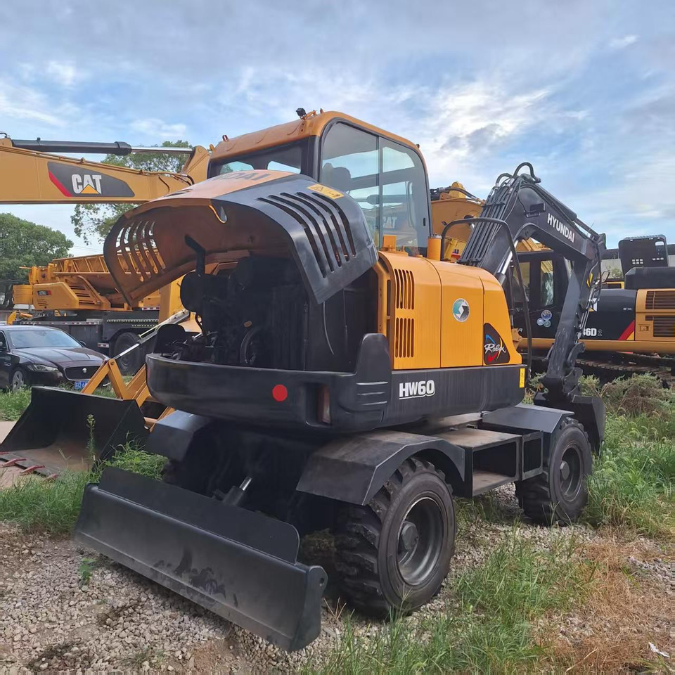 Hyundai HW60 excavator - Pelle sur pneus: photos 2 Hyundai HW60 excavator - Pelle sur pneus: photos 2
