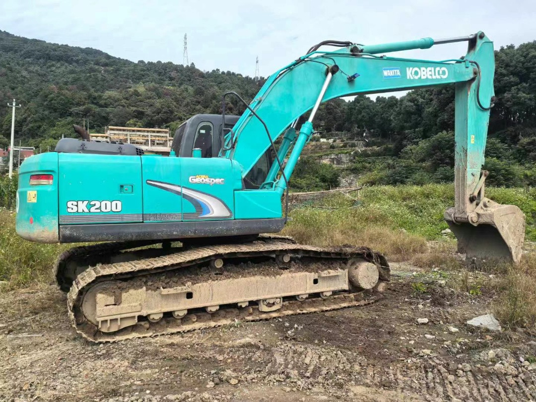 Kobelco SK200-8 Excavator - Pelle sur chenille: photos 4 Kobelco SK200-8 Excavator - Pelle sur chenille: photos 4