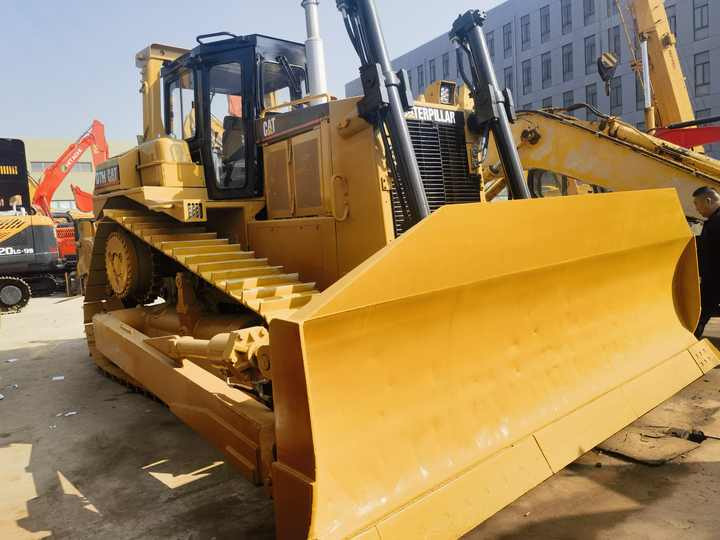 Original Japan made earth-moving bulldozer Caterpillar D7H dozer CAT heavy bulldozer D7 cheap dozer in China - Bulldozer: photos 4 Original Japan made earth-moving bulldozer Caterpillar D7H dozer CAT heavy bulldozer D7 cheap dozer in China - Bulldozer: photos 4