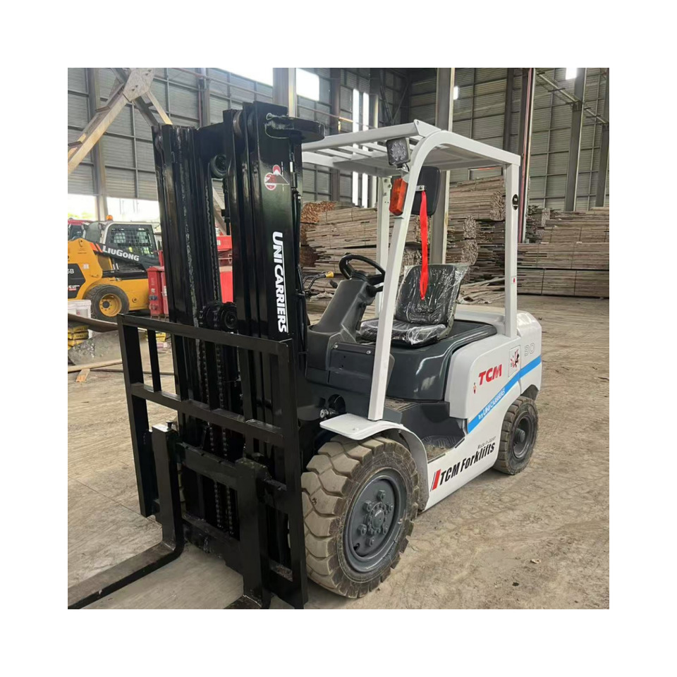 TCM FD30 Forklift - Chariot élévateur diesel: photos 1 TCM FD30 Forklift - Chariot élévateur diesel: photos 1