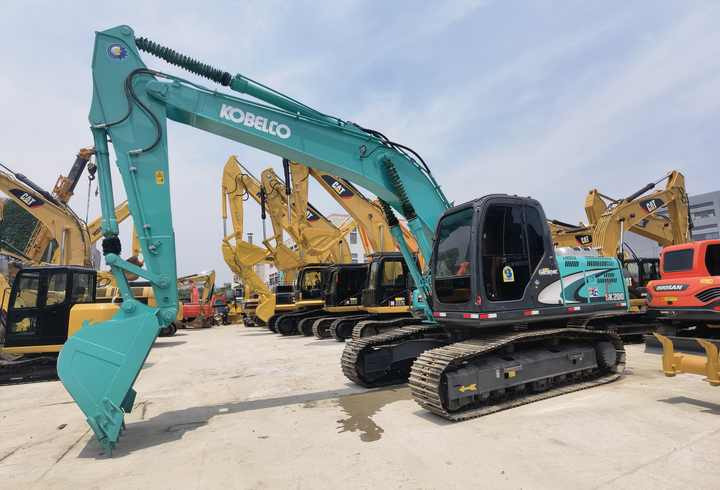 Used kobelco sk200-8 excavator, japan used kobelco SK210 SK230 SK250 SK260 SK480 crawler excavators for sale - Pelle sur chenille: photos 4 Used kobelco sk200-8 excavator, japan used kobelco SK210 SK230 SK250 SK260 SK480 crawler excavators for sale - Pelle sur chenille: photos 4