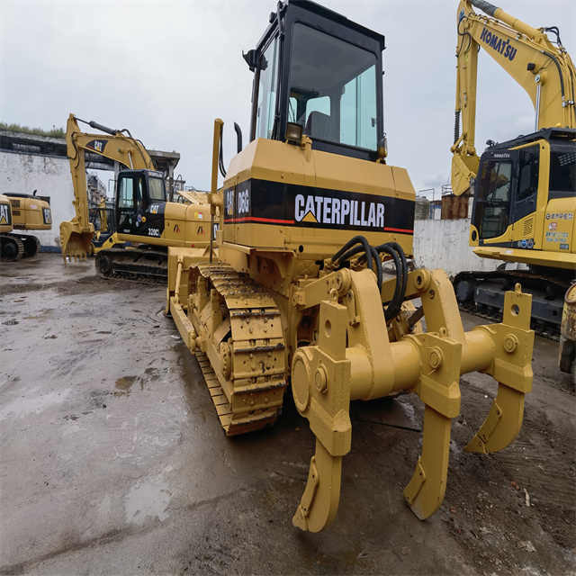 Cat d6g crawler tractor Cat D6 Dozer second hand high quality cat d6g dozer for sale - Bulldozer: photos 3 Cat d6g crawler tractor Cat D6 Dozer second hand high quality cat d6g dozer for sale - Bulldozer: photos 3