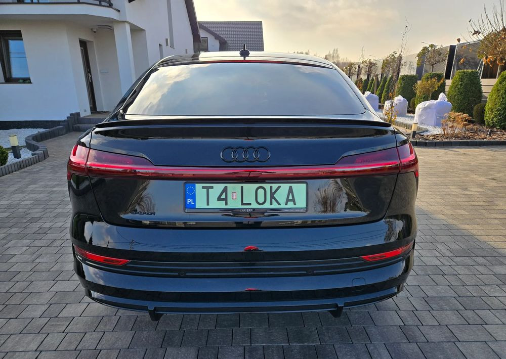 Voiture Audi e-tron 55 Quattro S Line: photos 19