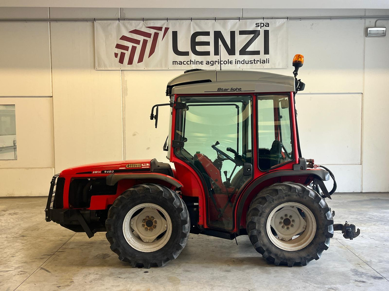 ANTONIO CARRARO SRX 9400 - Tracteur agricole: photos 1 ANTONIO CARRARO SRX 9400 - Tracteur agricole: photos 1