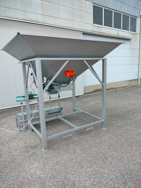 ARK01 bagging machine - Machine d'emballage et de conditionnement: photos 4 ARK01 bagging machine - Machine d'emballage et de conditionnement: photos 4