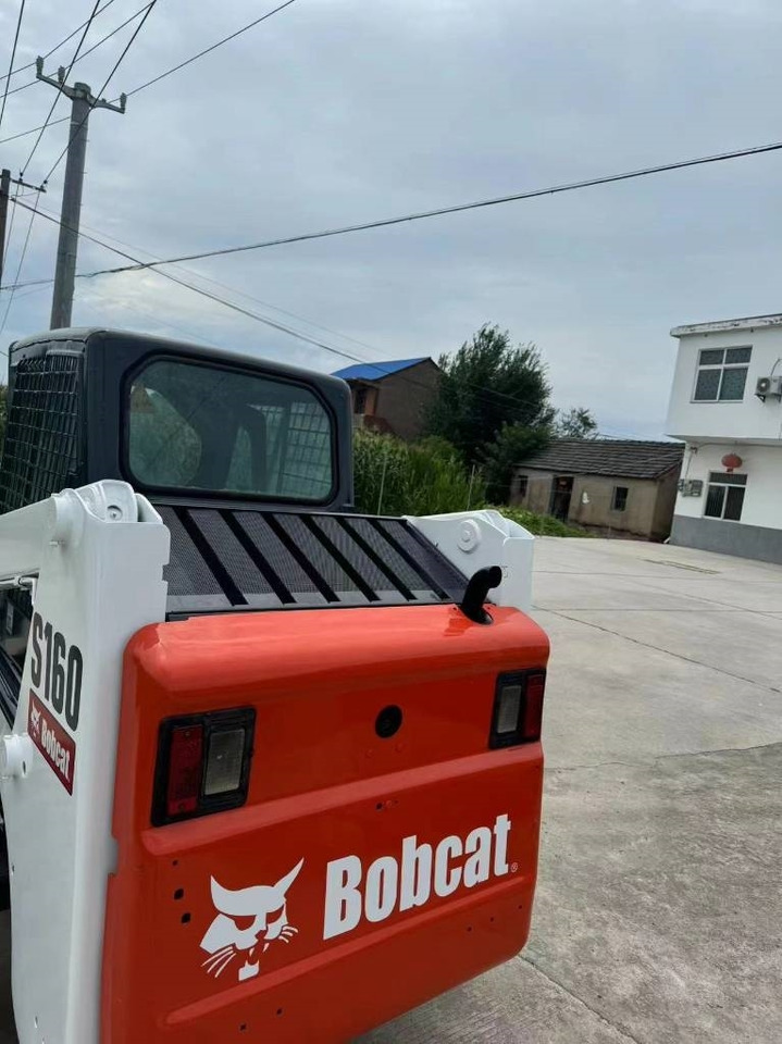 Bobcat S 160 - Mini chargeuse: photos 5 Bobcat S 160 - Mini chargeuse: photos 5