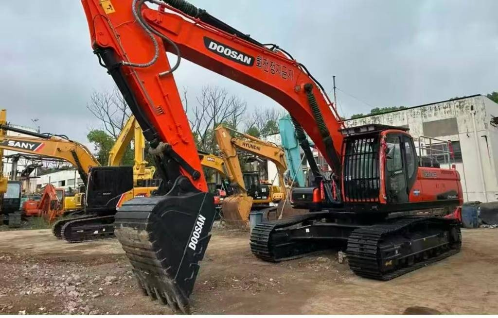 Doosan DX 340 - Pelle sur chenille: photos 1 Doosan DX 340 - Pelle sur chenille: photos 1