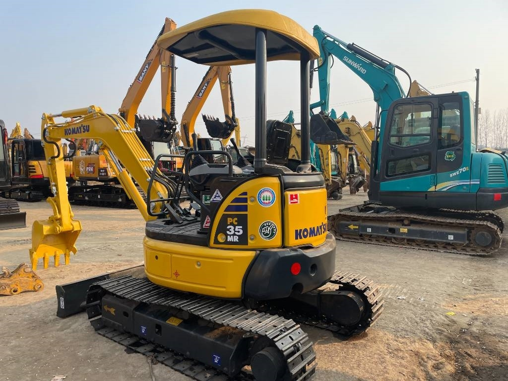 Komatsu PC 35 - Mini pelle: photos 2 Komatsu PC 35 - Mini pelle: photos 2