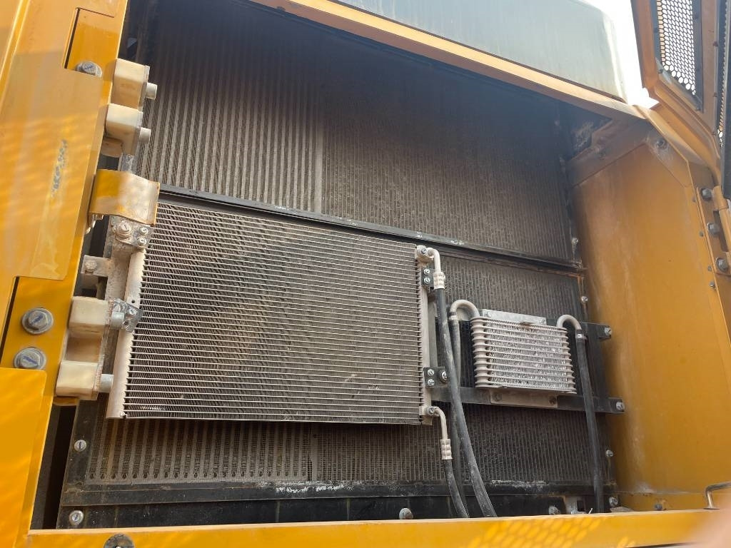 Sany SY 550 H - Pelle sur chenille: photos 4 Sany SY 550 H - Pelle sur chenille: photos 4