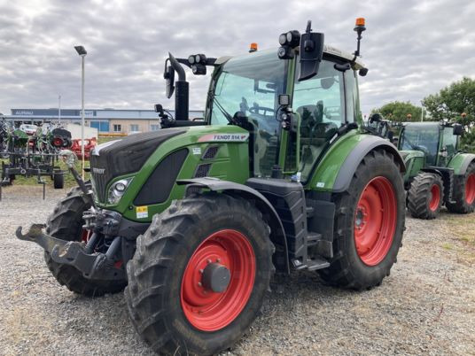 Fendt 514 POWER PLUS S4 - Tracteur agricole: photos 2 Fendt 514 POWER PLUS S4 - Tracteur agricole: photos 2