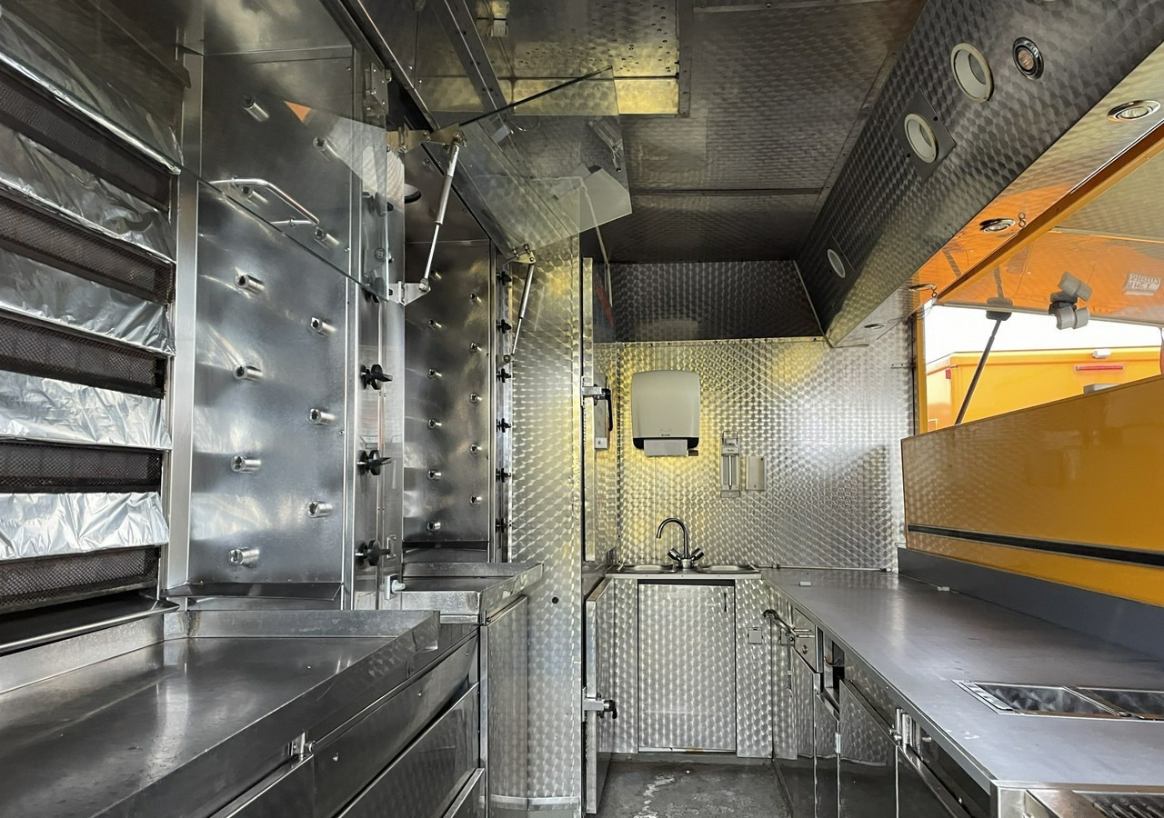 Fiat Ducato Autosklep Autogrill Gastronomiczny Food Truck Foodtruck sklep bar20 - Camion magasin: photos 3 Fiat Ducato Autosklep Autogrill Gastronomiczny Food Truck Foodtruck sklep bar20 - Camion magasin: photos 3