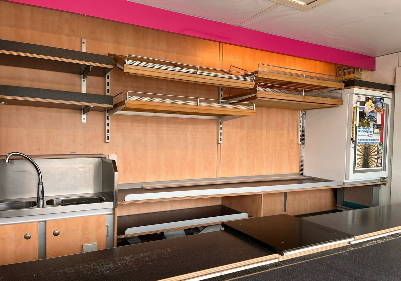 Fiat Ducato Ducato Autosklep Gastronomiczny Food Truck Foodtruck sklep Borco 200 - Camion magasin: photos 3 Fiat Ducato Ducato Autosklep Gastronomiczny Food Truck Foodtruck sklep Borco 200 - Camion magasin: photos 3