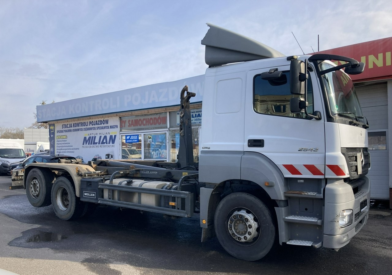 Mercedes-Benz Axor 2543 Hakowiec MEILLER-KIPPER Model 2009 Axor 2543 Hakowiec MEILLER-KIPPER Model 2009 - Camion ampliroll: photos 2 Mercedes-Benz Axor 2543 Hakowiec MEILLER-KIPPER Model 2009 Axor 2543 Hakowiec MEILLER-KIPPER Model 2009 - Camion ampliroll: photos 2