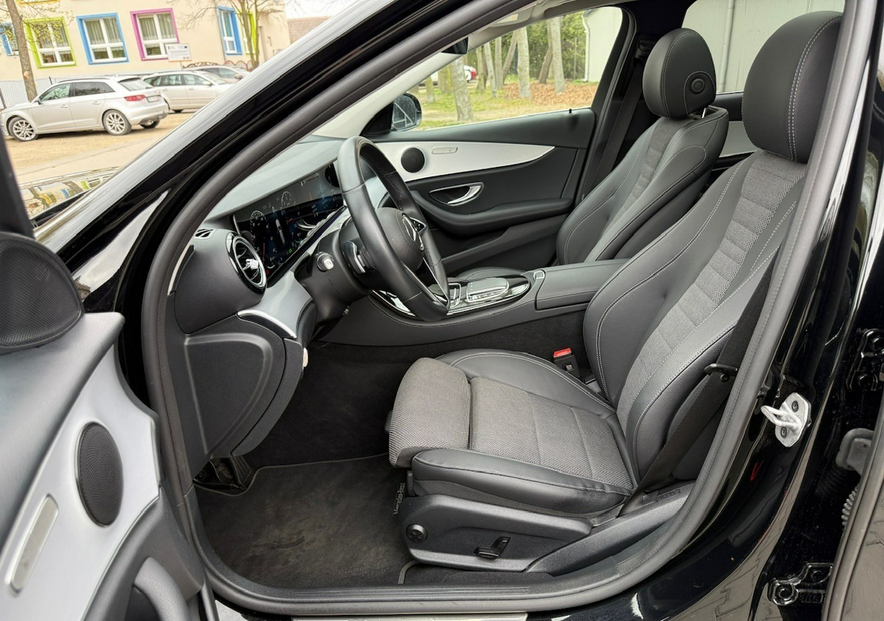 Voiture Mercedes-Benz Klasa E E300de EQ-Power Hybrid 50km na prądzie 2.0d 306KM Avantgarde Panoram: photos 12