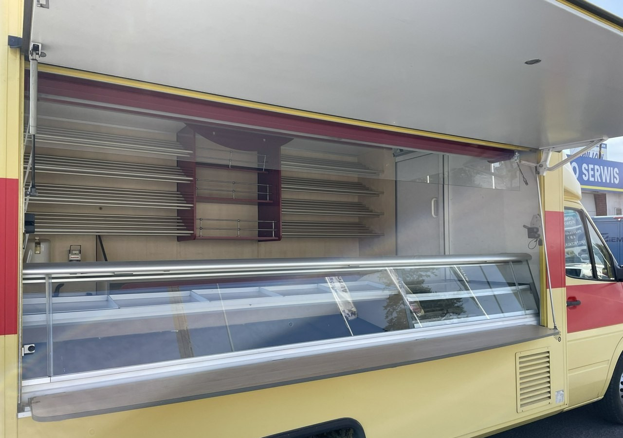 Mercedes-Benz Sprinter Autosklep piec Sklep Gastronomiczny Food Truck Foodtruck bar BORCO20 - Camion magasin: photos 1 Mercedes-Benz Sprinter Autosklep piec Sklep Gastronomiczny Food Truck Foodtruck bar BORCO20 - Camion magasin: photos 1