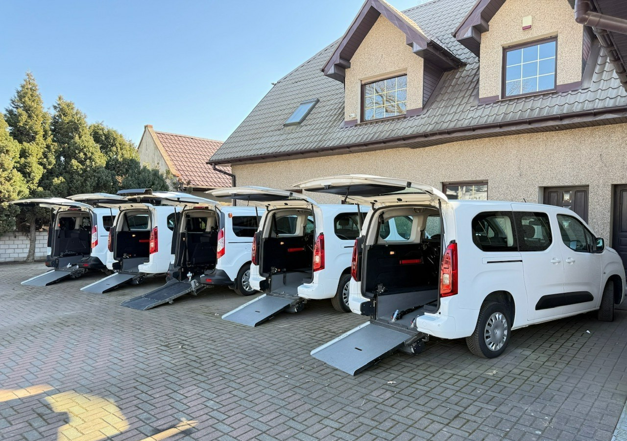 Opel Combo IV Combo Life Combo Długie Life dla Niepełnosprawnych Inwalida Rampa PFRON - Voiture: photos 2 Opel Combo IV Combo Life Combo Długie Life dla Niepełnosprawnych Inwalida Rampa PFRON - Voiture: photos 2