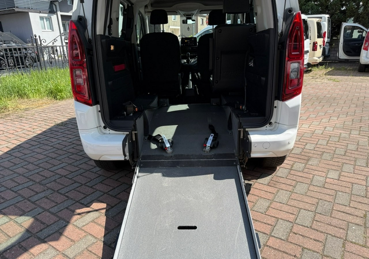 Opel Combo IV Combo Life Combo do przewozu Niepełnosprawnych inwalida rampa Model 2021 - Voiture: photos 5 Opel Combo IV Combo Life Combo do przewozu Niepełnosprawnych inwalida rampa Model 2021 - Voiture: photos 5