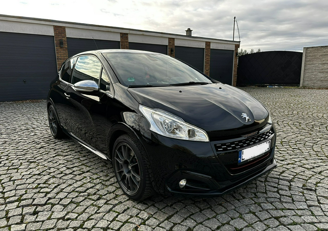 Peugeot 208 I 208GTI Sport 1.6THP 208KM Panorama Led JBL Navi Kamera OZ-Racing 201 - Voiture à hayon: photos 1 Peugeot 208 I 208GTI Sport 1.6THP 208KM Panorama Led JBL Navi Kamera OZ-Racing 201 - Voiture à hayon: photos 1