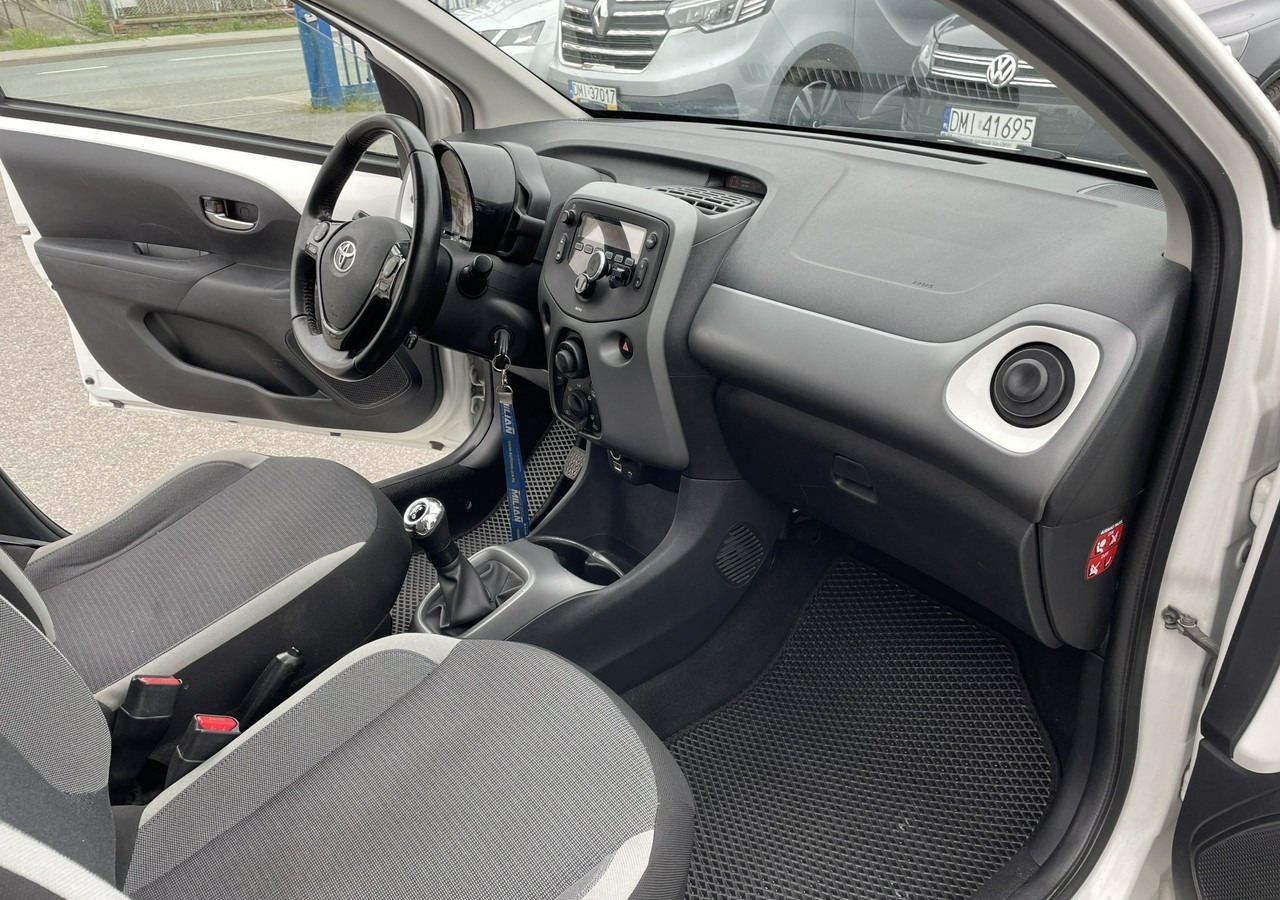 Voiture à hayon Toyota Aygo II Toyota Aygo 1.0 VVT-i JBL Edition bezyna+LPG Salon PL 2020: photos 9