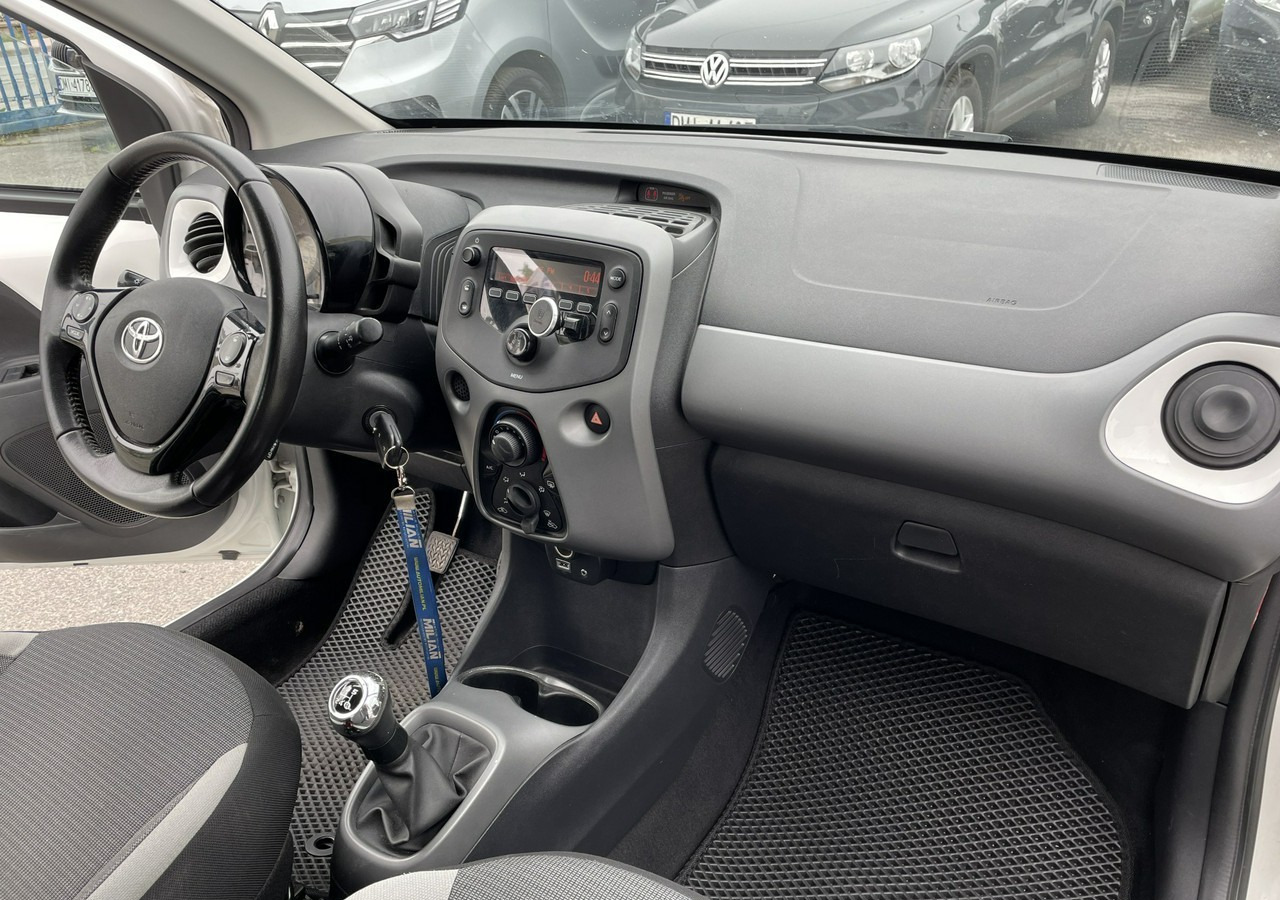 Voiture à hayon Toyota Aygo II Toyota Aygo 1.0 VVT-i JBL Edition bezyna+LPG Salon PL 2020: photos 11