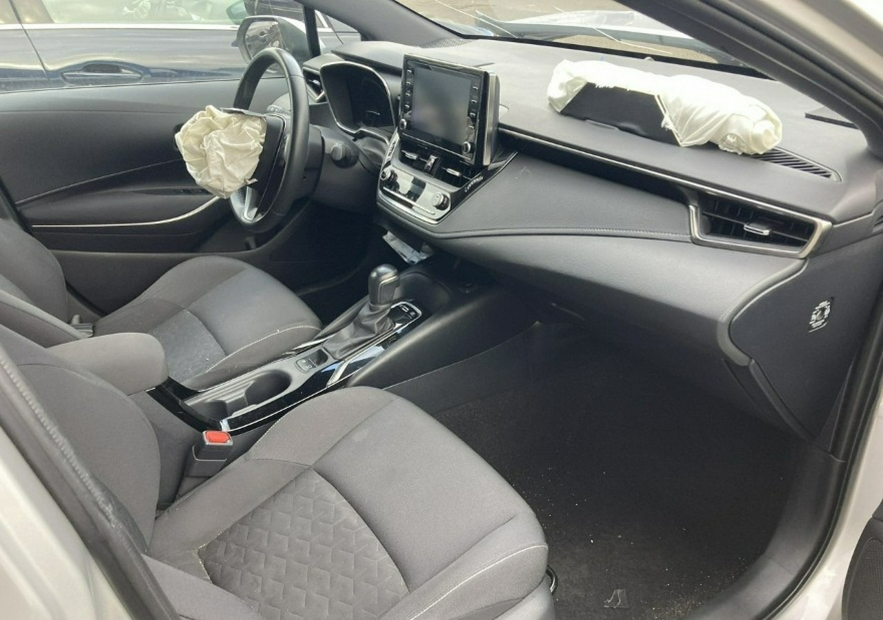 Toyota Corolla XII Corolla 1.8 Hybrid 102KM Comfort Salon PL 2020 - Voiture à hayon: photos 4 Toyota Corolla XII Corolla 1.8 Hybrid 102KM Comfort Salon PL 2020 - Voiture à hayon: photos 4