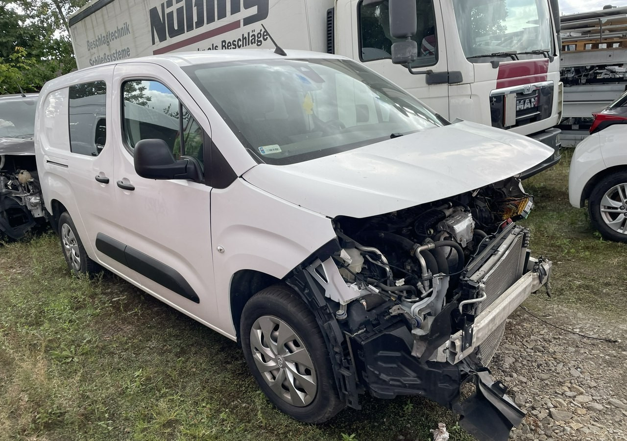 Toyota Inny Toyota Toyota Proace City MAXI Automat Klima 5-osob Salon PL Model 2020 - Fourgon utilitaire: photos 4 Toyota Inny Toyota Toyota Proace City MAXI Automat Klima 5-osob Salon PL Model 2020 - Fourgon utilitaire: photos 4