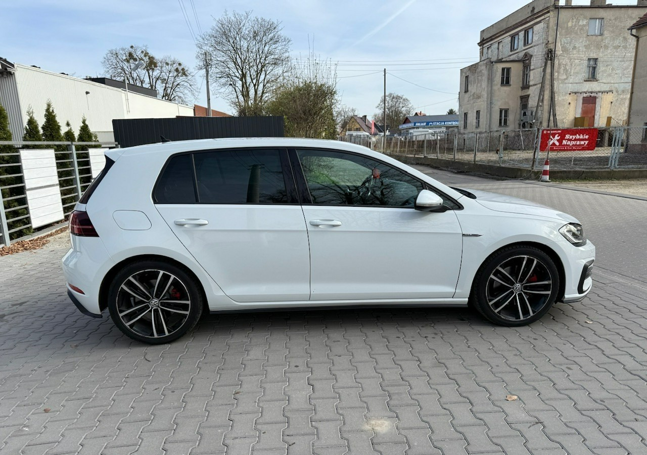 Volkswagen Golf VII GTD 2.0TDI 184KM FullLed Navi Klimatronik ACC Asystenci - Voiture: photos 5 Volkswagen Golf VII GTD 2.0TDI 184KM FullLed Navi Klimatronik ACC Asystenci - Voiture: photos 5