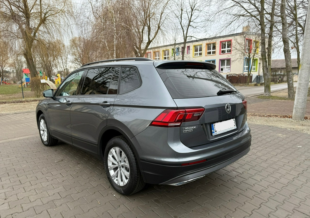 Volkswagen Tiguan II 1,4TSI 150KM 65tyśkm 7osobowy Comfort Tempomat ACC Klima Alu 2018 - SUV: photos 3 Volkswagen Tiguan II 1,4TSI 150KM 65tyśkm 7osobowy Comfort Tempomat ACC Klima Alu 2018 - SUV: photos 3