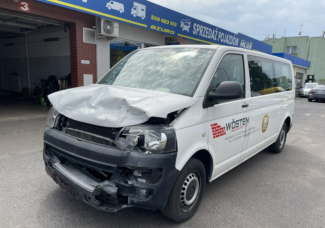 Volkswagen Transporter T5 Volkswagen Transporter Long 2.0-140KM 9-osobowy Model 2015 - Voiture: photos 3 Volkswagen Transporter T5 Volkswagen Transporter Long 2.0-140KM 9-osobowy Model 2015 - Voiture: photos 3