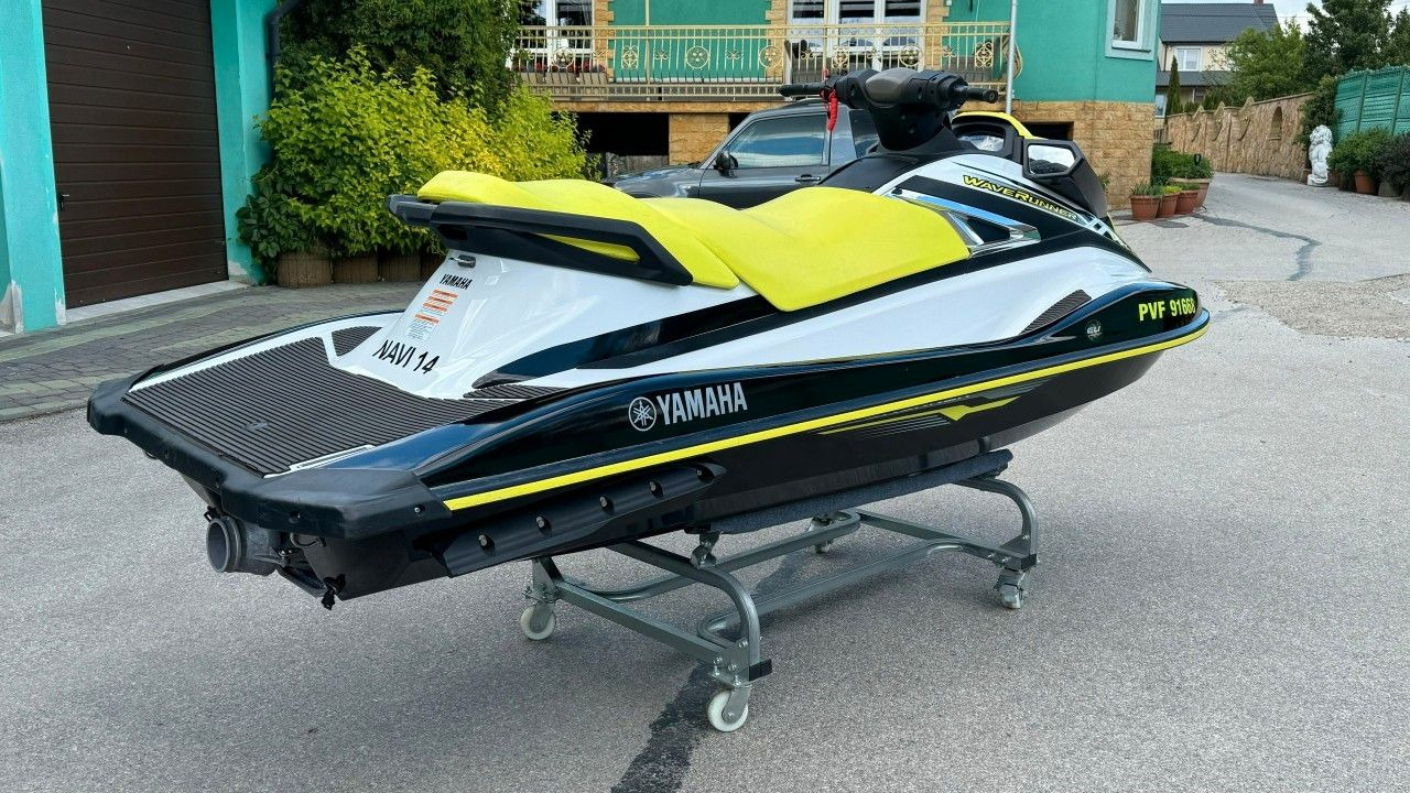 Yamaha WAVERUNNER VX-C / WATERSCRAPER / 220 HOURS / 201 - Autre matériel: photos 3 Yamaha WAVERUNNER VX-C / WATERSCRAPER / 220 HOURS / 201 - Autre matériel: photos 3