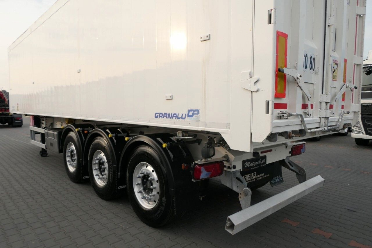 Benalu WYWROTKA 59 m3 / ALUFELGI / 2021 ROK / MAŁO UŻYW - Semi-remorque benne: photos 4 Benalu WYWROTKA 59 m3 / ALUFELGI / 2021 ROK / MAŁO UŻYW - Semi-remorque benne: photos 4