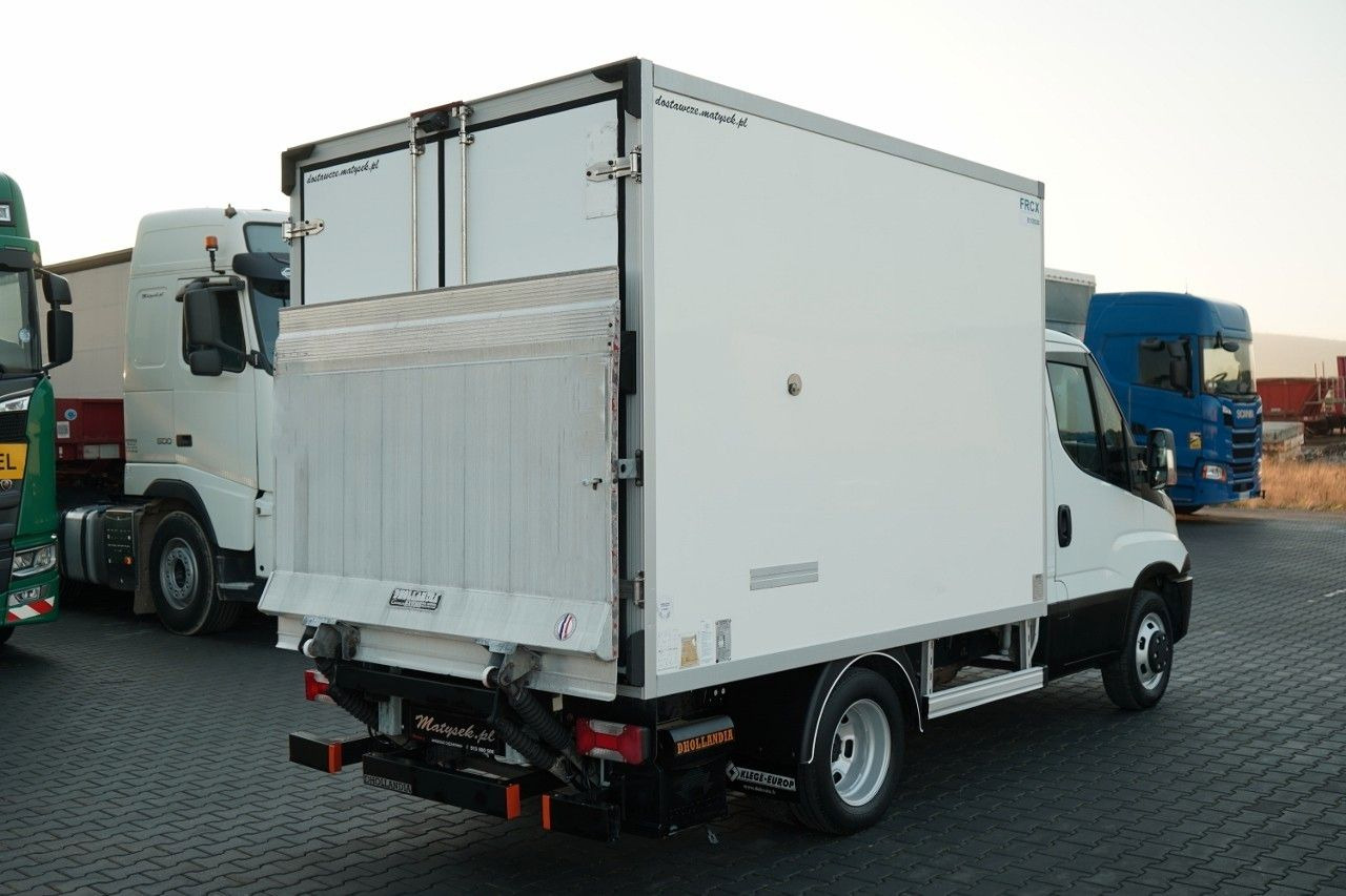 Iveco DAILY 35-130 / CHŁODNIA / AGREGAT CARRIER / WIND - Utilitaire frigorifique: photos 5 Iveco DAILY 35-130 / CHŁODNIA / AGREGAT CARRIER / WIND - Utilitaire frigorifique: photos 5