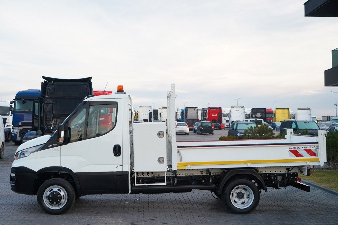 Iveco DAILY 35-130 / WYWROTKA TYLNOZSYPOWA / BLIŹNIAK - Utilitaire benne: photos 4 Iveco DAILY 35-130 / WYWROTKA TYLNOZSYPOWA / BLIŹNIAK - Utilitaire benne: photos 4