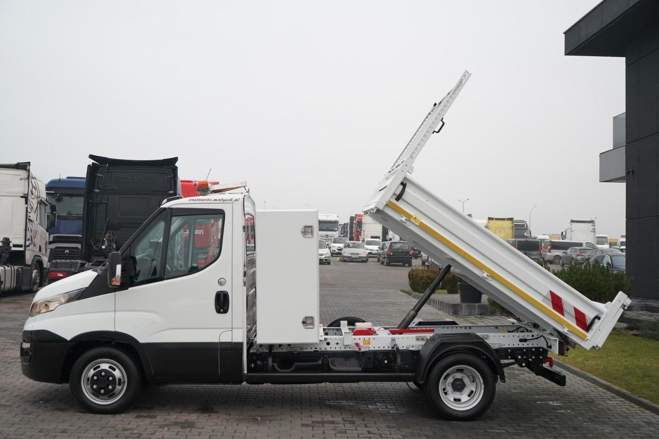 Iveco DAILY 35-160 / WYWROTKA TYLNOZSYPOWA / BLOKADA - Utilitaire benne: photos 3 Iveco DAILY 35-160 / WYWROTKA TYLNOZSYPOWA / BLOKADA - Utilitaire benne: photos 3