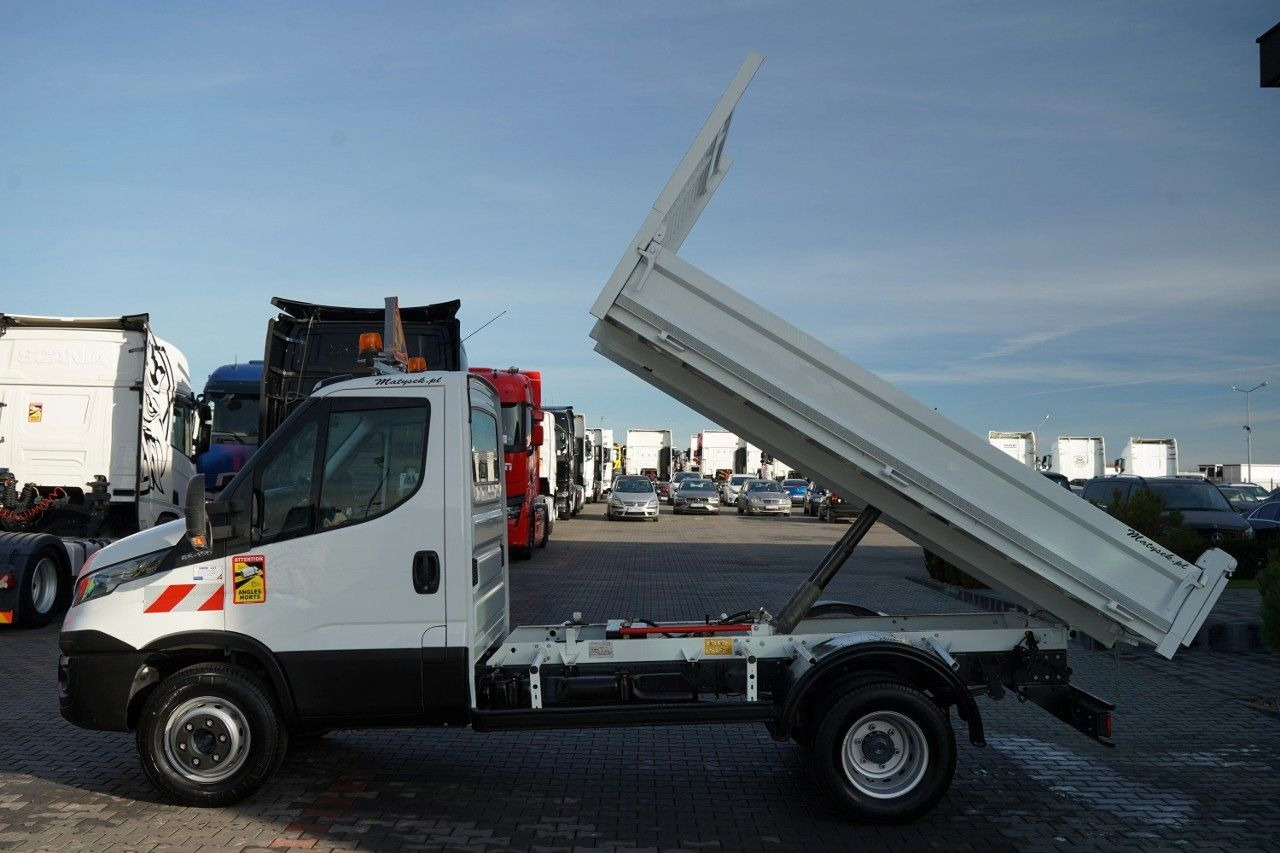 Iveco DAILY 65-150 / REAR TIPPER 3.4 M / 37,000 km / T - Utilitaire benne: photos 3 Iveco DAILY 65-150 / REAR TIPPER 3.4 M / 37,000 km / T - Utilitaire benne: photos 3