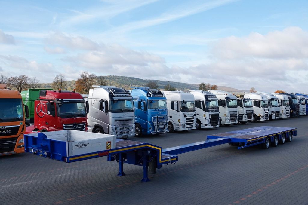 Nooteboom NISKOPODWOZIE / ROZCIĄGANA / 4 OSIOWA / OSIE SKR Nooteboom NISKOPODWOZIE / ROZCIĄGANA / 4 OSIOWA / OSIE SKR - Semi-remorque surbaissé: photos 1 Nooteboom NISKOPODWOZIE / ROZCIĄGANA / 4 OSIOWA / OSIE SKR Nooteboom NISKOPODWOZIE / ROZCIĄGANA / 4 OSIOWA / OSIE SKR - Semi-remorque surbaissé: photos 1