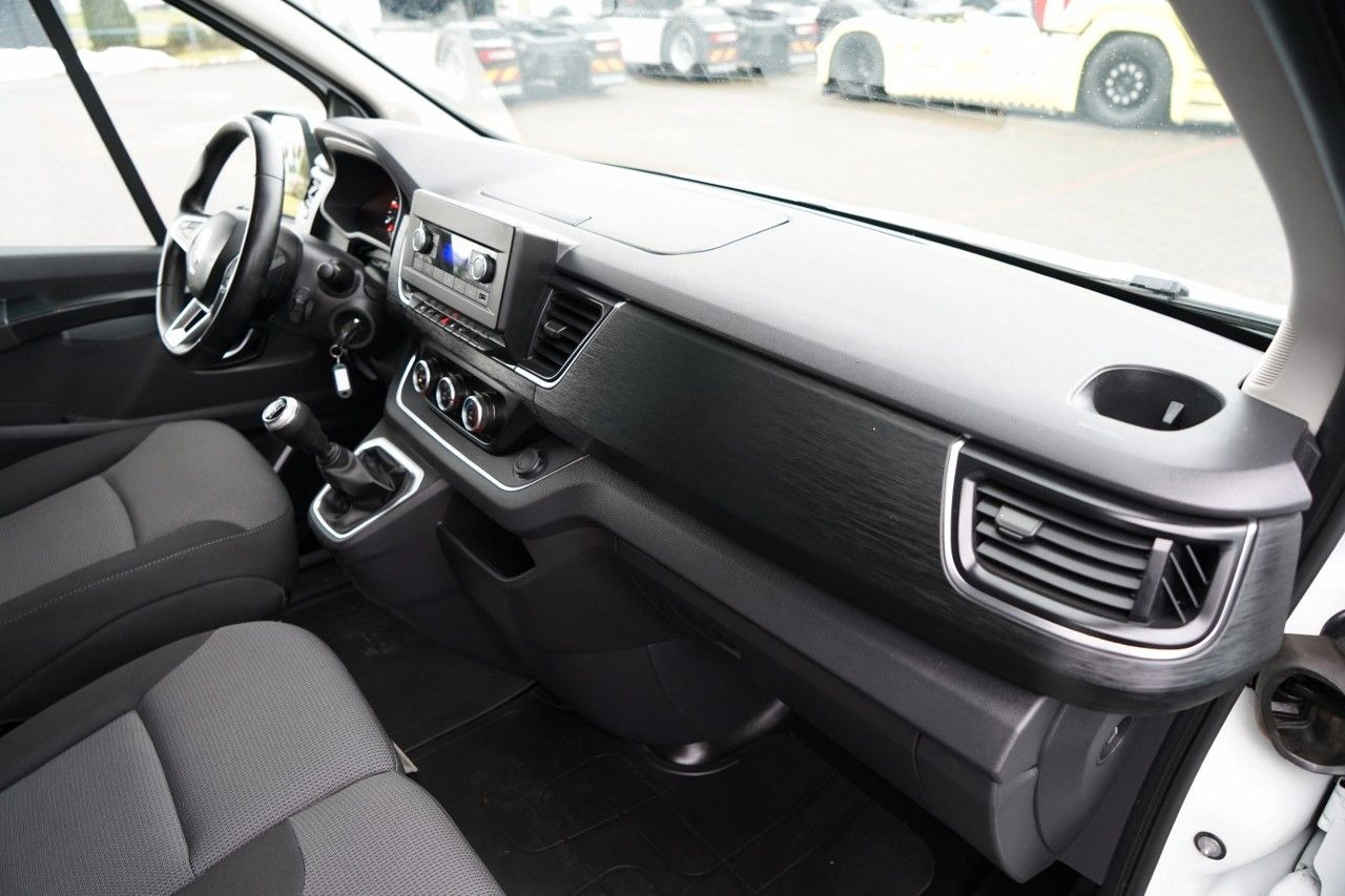 Transport de personnes Renault TRAFIC III / BUS / 9 MIEJSC / PIERWSZY WŁAŚCICIE: photos 34 Transport de personnes Renault TRAFIC III / BUS / 9 MIEJSC / PIERWSZY WŁAŚCICIE: photos 34