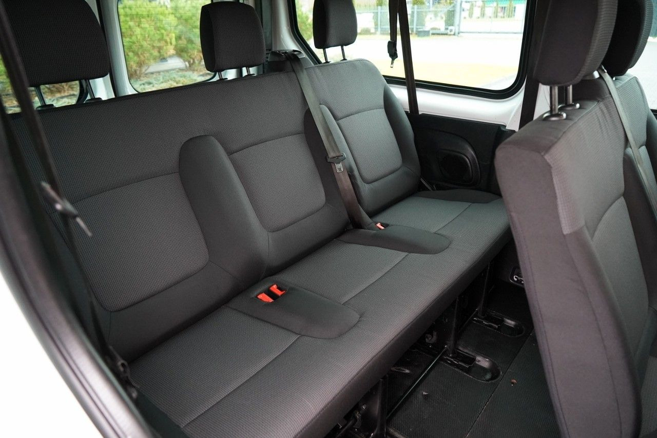 Transport de personnes Renault TRAFIC III / BUS / 9 MIEJSC / PIERWSZY WŁAŚCICIE: photos 38 Transport de personnes Renault TRAFIC III / BUS / 9 MIEJSC / PIERWSZY WŁAŚCICIE: photos 38