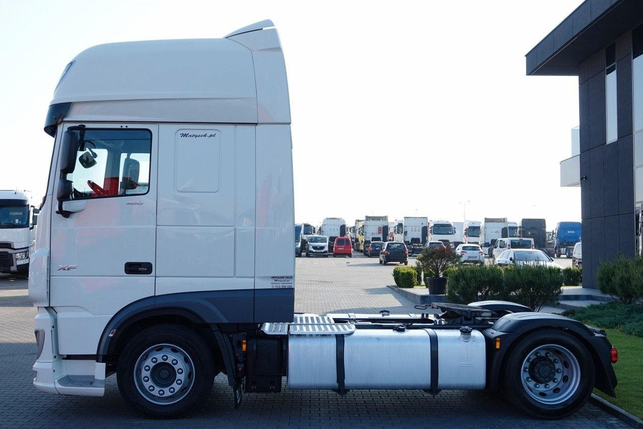 DAF XF 480 / LOW DECK / MEGA / I-PARK COOL / TV / 20 - Tracteur routier: photos 3 DAF XF 480 / LOW DECK / MEGA / I-PARK COOL / TV / 20 - Tracteur routier: photos 3