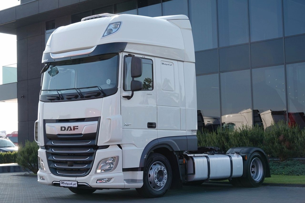 DAF XF 480 / LOW DECK / MEGA / I-PARK COOL / TV / 20 - Tracteur routier: photos 1 DAF XF 480 / LOW DECK / MEGA / I-PARK COOL / TV / 20 - Tracteur routier: photos 1