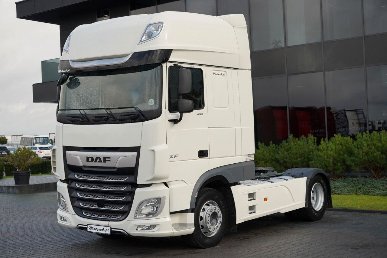 DAF XF 480 / SUPER SPACE CAB / OPONY 100% / 2021 ROK - Tracteur routier: photos 2 DAF XF 480 / SUPER SPACE CAB / OPONY 100% / 2021 ROK - Tracteur routier: photos 2