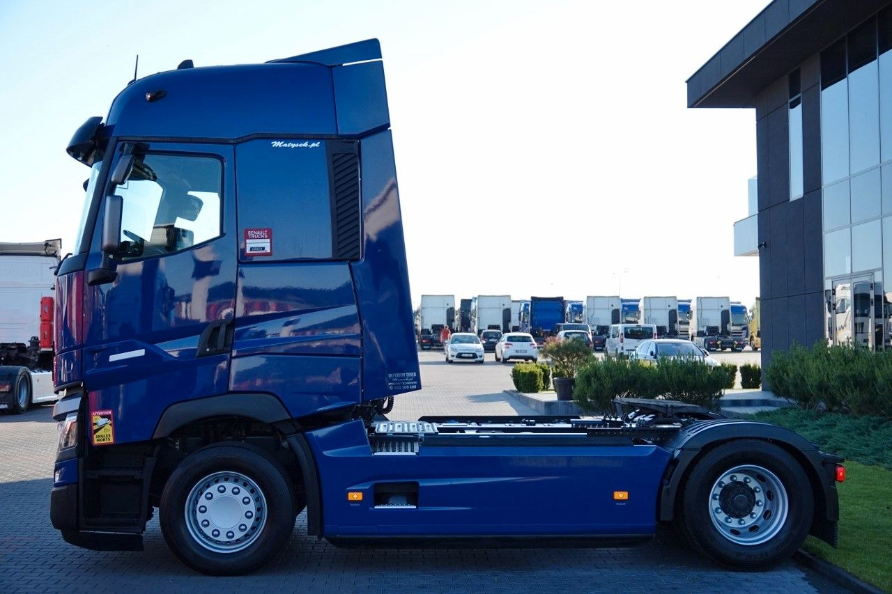 Renault T 520 / 13 L / RETARDER / I-PARK COOL / SKÓRY / Renault T 520 / 13 L / RETARDER / I-PARK COOL / SKÓRY / - Tracteur routier: photos 3 Renault T 520 / 13 L / RETARDER / I-PARK COOL / SKÓRY / Renault T 520 / 13 L / RETARDER / I-PARK COOL / SKÓRY / - Tracteur routier: photos 3