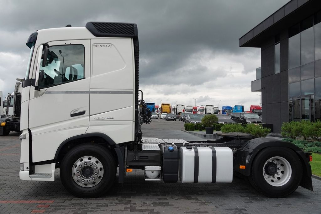 Volvo FH 420 / 13 L / PEŁNY ADR / 2017 ROK / LOW CAB Volvo FH 420 / 13 L / PEŁNY ADR / 2017 ROK / LOW CAB - Tracteur routier: photos 3 Volvo FH 420 / 13 L / PEŁNY ADR / 2017 ROK / LOW CAB Volvo FH 420 / 13 L / PEŁNY ADR / 2017 ROK / LOW CAB - Tracteur routier: photos 3