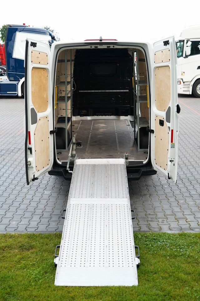 Fourgon utilitaire Volkswagen CRAFTER  / 2.0 D / FURGON BLASZAK / NAJAZD ALUM: photos 13
